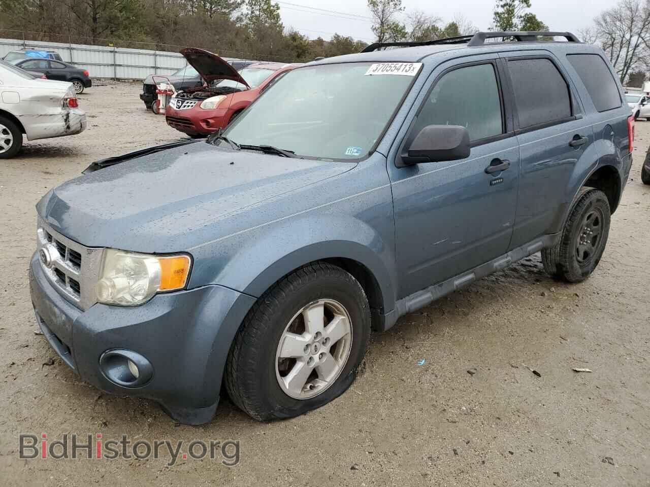 Photo 1FMCU0DG3BKB04526 - FORD ESCAPE 2011