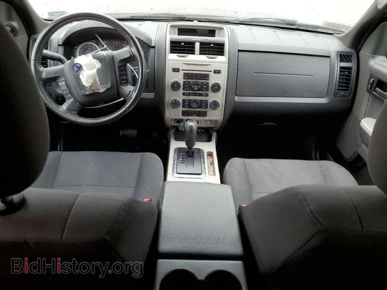 2011 FORD ESCAPE - VIN: 1FMCU0DG3BKB04526 - Фото 8
