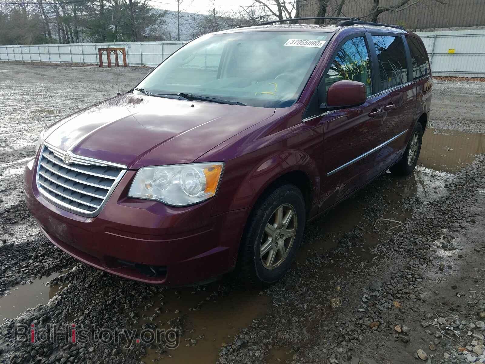 2009 CHRYSLER TOWN & COU - VIN: 2A8HR54199R683966 - Фото 2