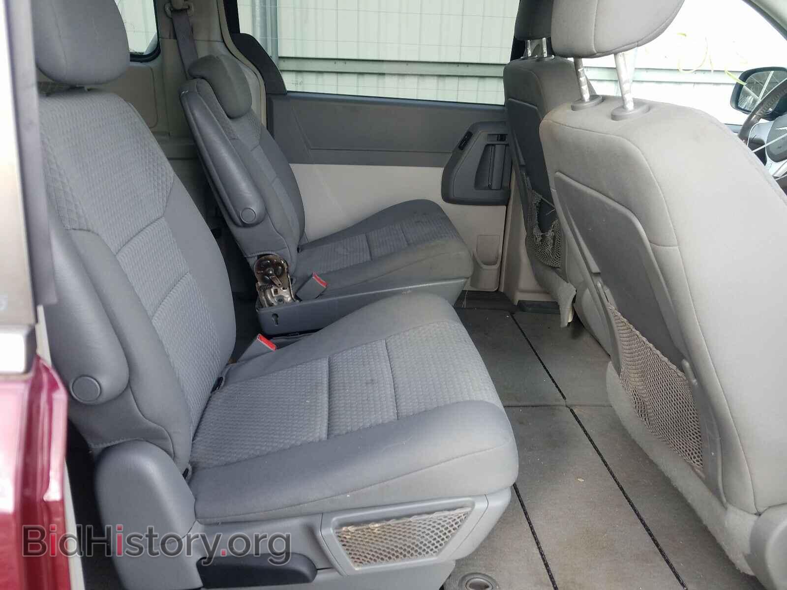 2009 CHRYSLER TOWN & COU - VIN: 2A8HR54199R683966 - Фото 6