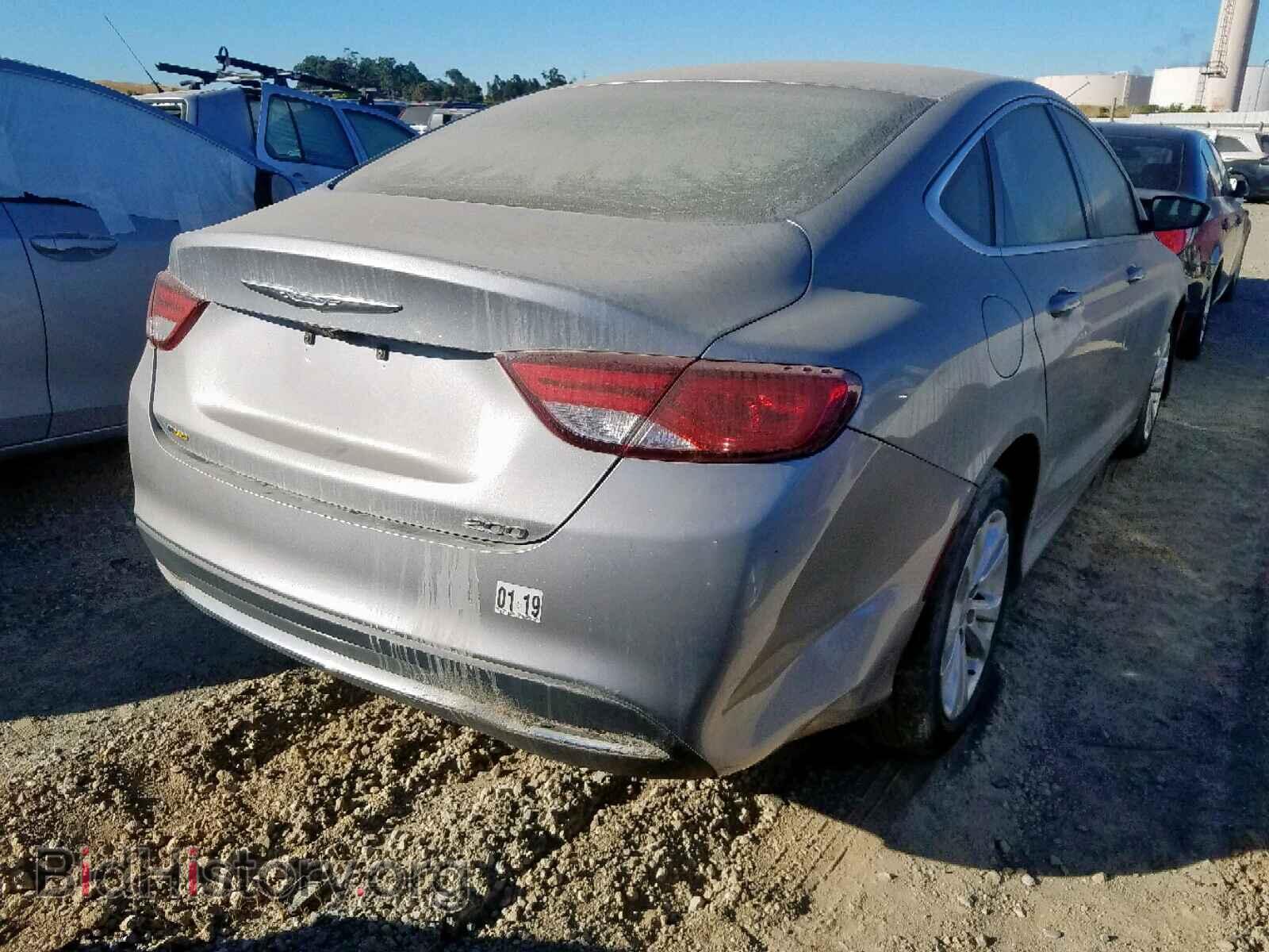 2016 CHRYSLER 200 - VIN: 1C3CCCAB9GN140619 - Photo 4