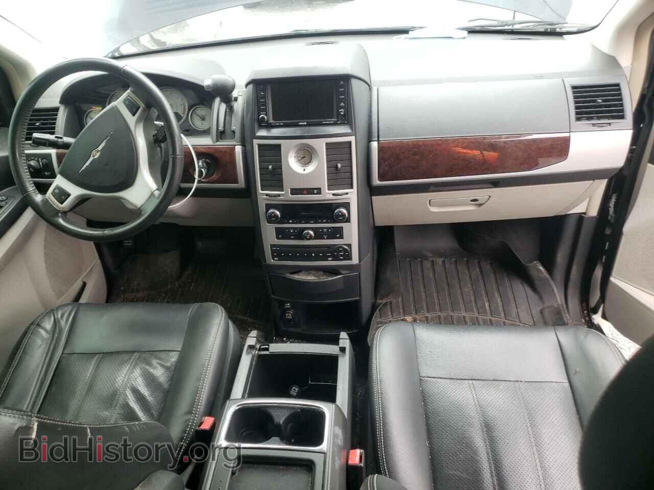 2010 CHRYSLER MINIVAN - VIN: 2A4RR8DX2AR442816 - Фото 8