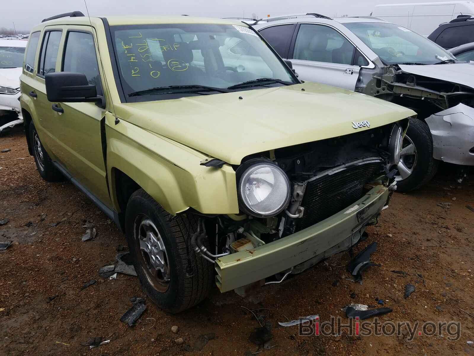 Photo 1J4NT2GAXAD502610 - JEEP PATRIOT 2010