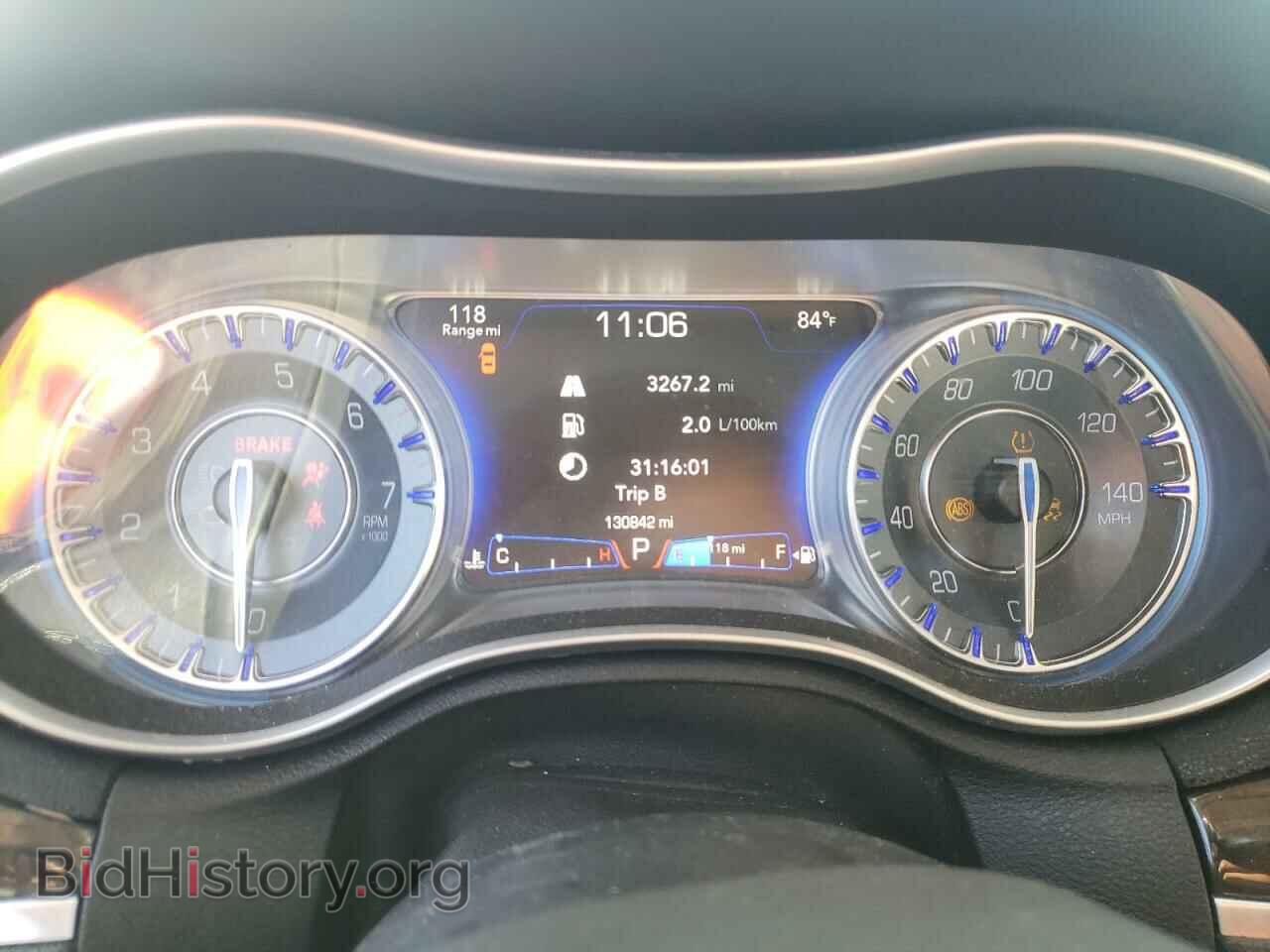 2015 CHRYSLER 300 - VIN: 2C3CCAEG3FH779760 - Фото 9