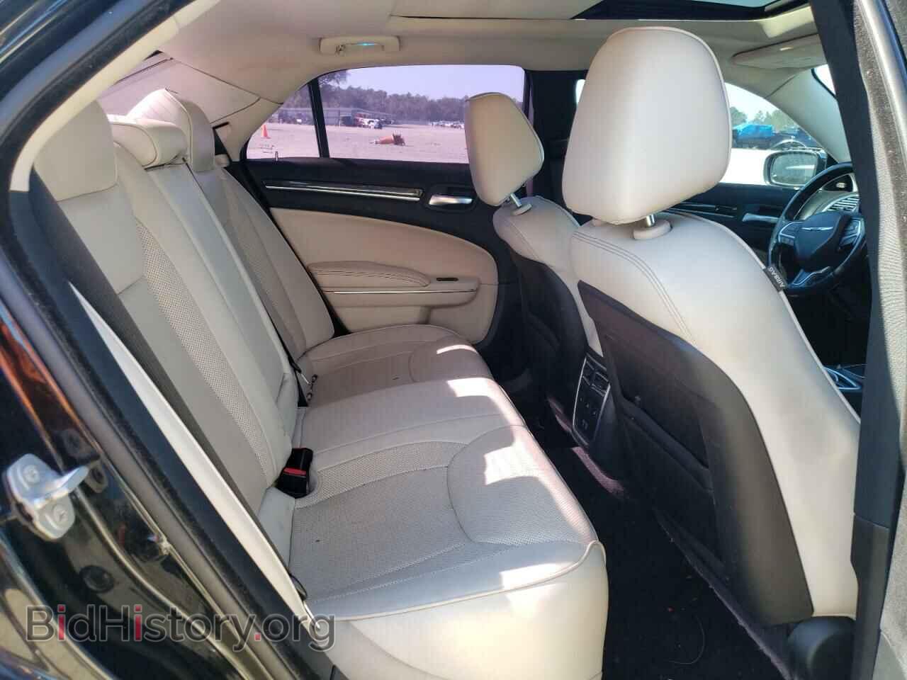 2015 CHRYSLER 300 - VIN: 2C3CCAEG3FH779760 - Фото 10