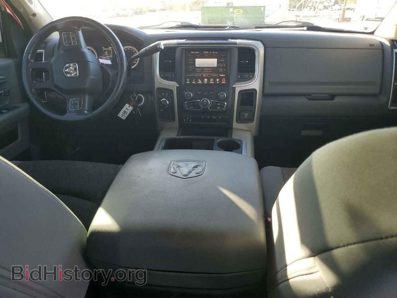 2014 RAM All Models - VIN: 3C6UR5DL7EG145474 - Photo 8
