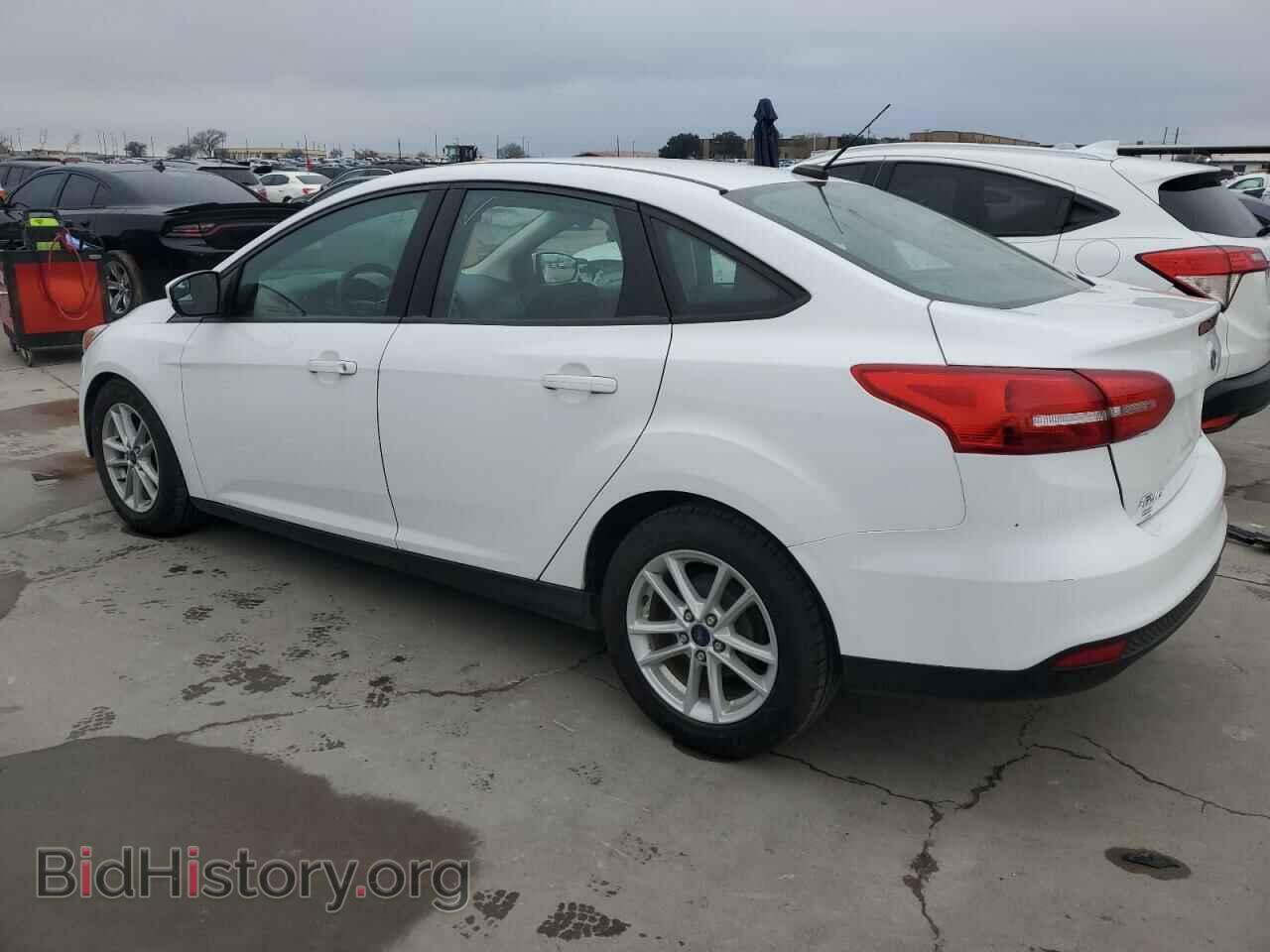 2018 FORD FOCUS - VIN: 1FADP3F29JL280370 - Photo 2