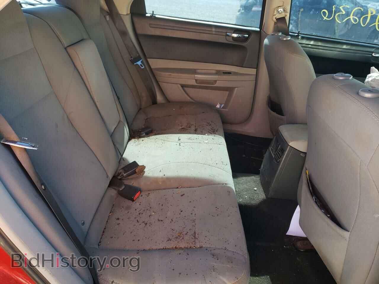 2007 CHRYSLER 300 - VIN: 2C3KA43R37H855745 - Фото 6