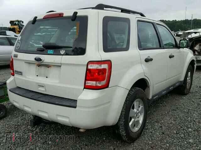 2011 FORD ESCAPE - VIN: 1FMCU0C74BKC40052 - Фото 4