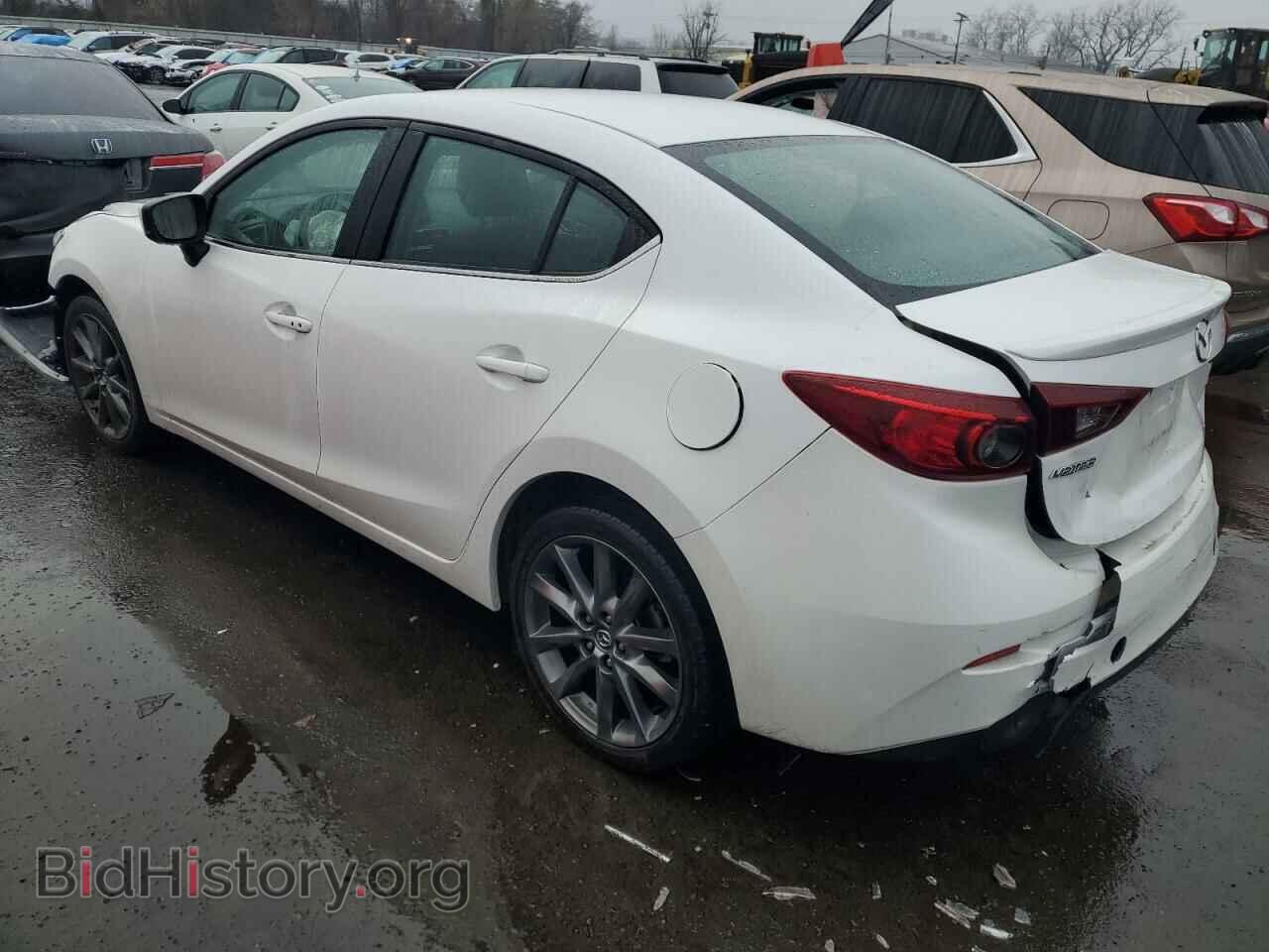 2018 MAZDA 3 - VIN: 3MZBN1V36JM264600 - Photo 2