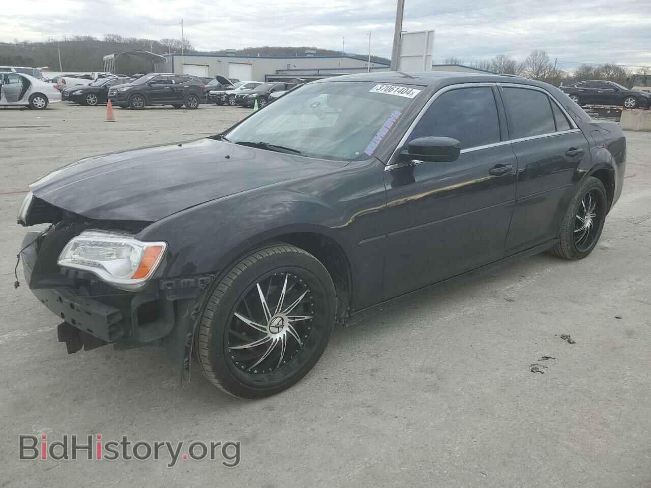 Фотография 2C3CCAAG8DH519406 - CHRYSLER 300 2013