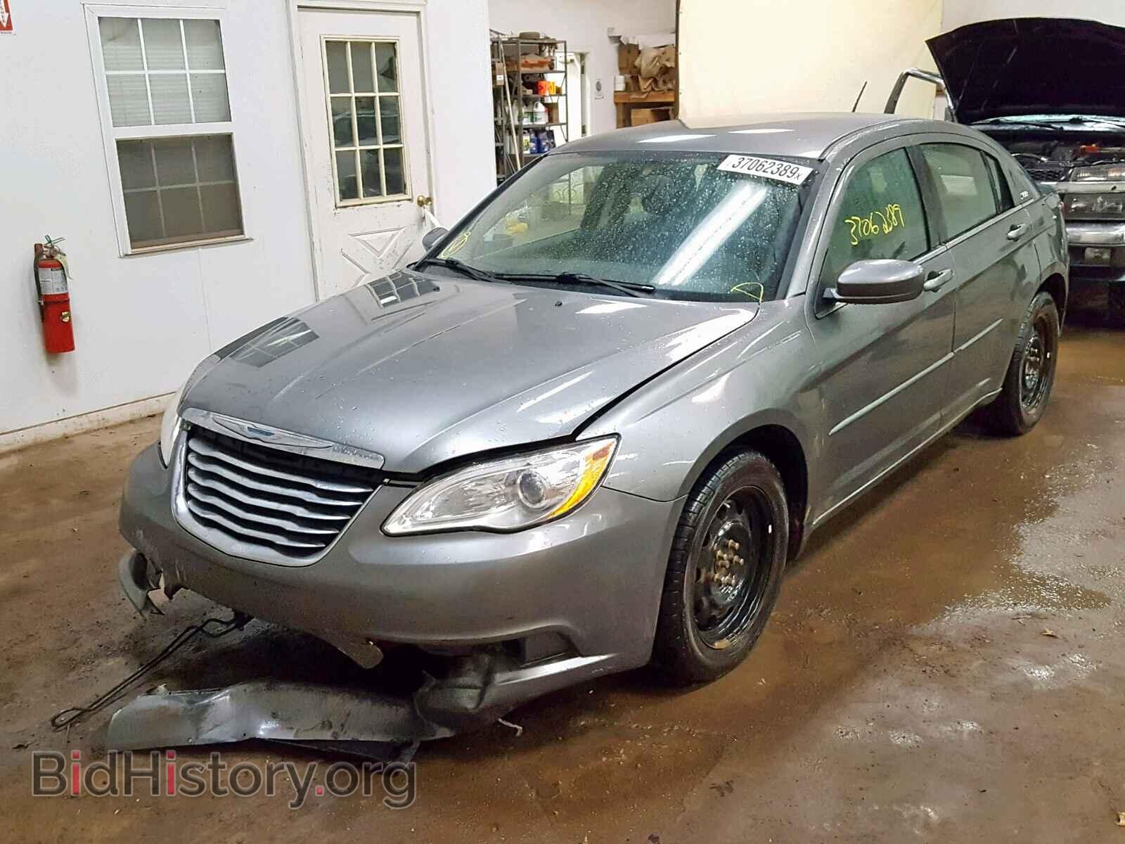 2012 CHRYSLER 200 - VIN: 1C3CCBAB1CN168483 - Фото 2