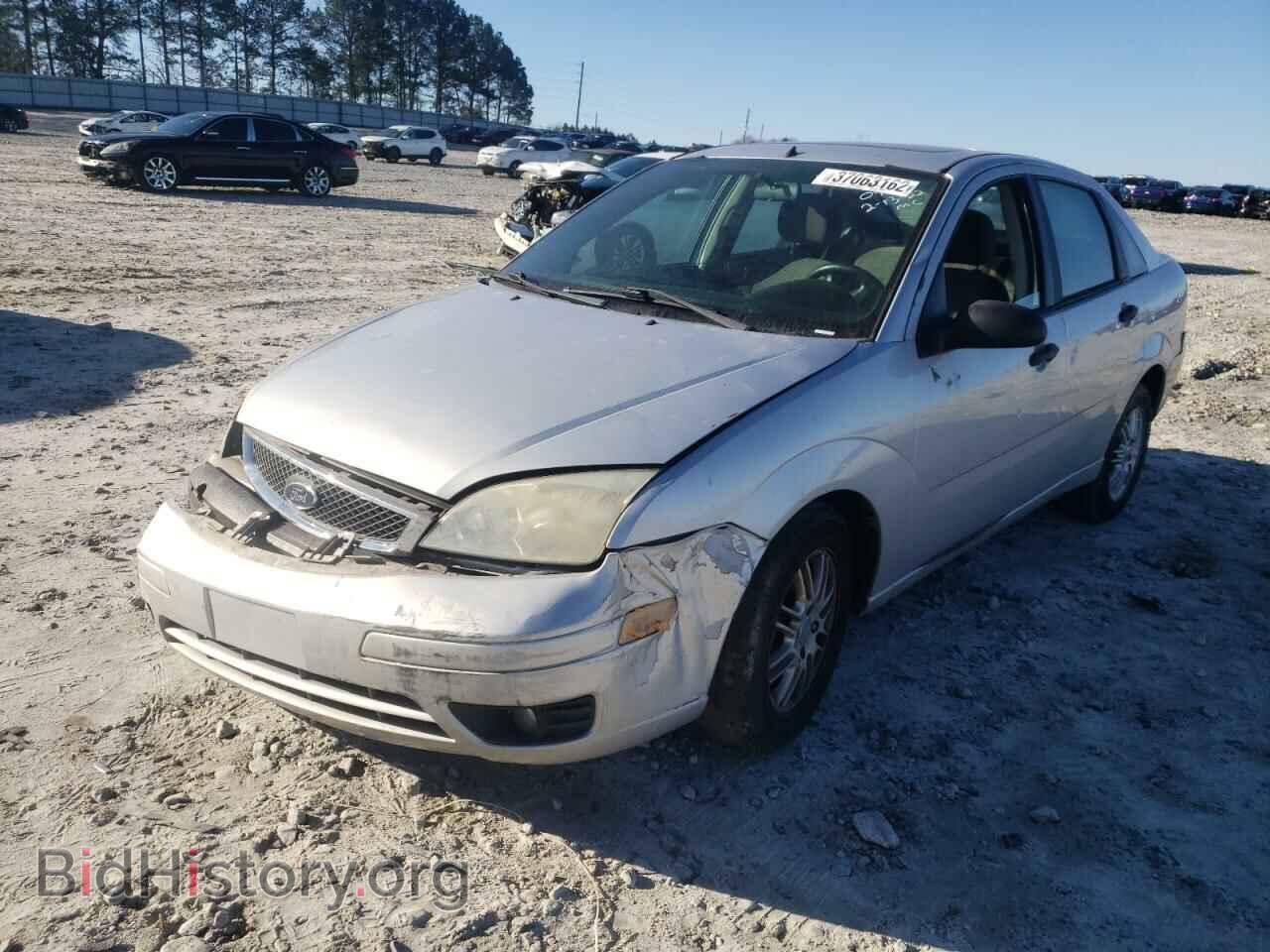 2006 FORD FOCUS - VIN: 1FAFP34NX6W156880 - Фото 2