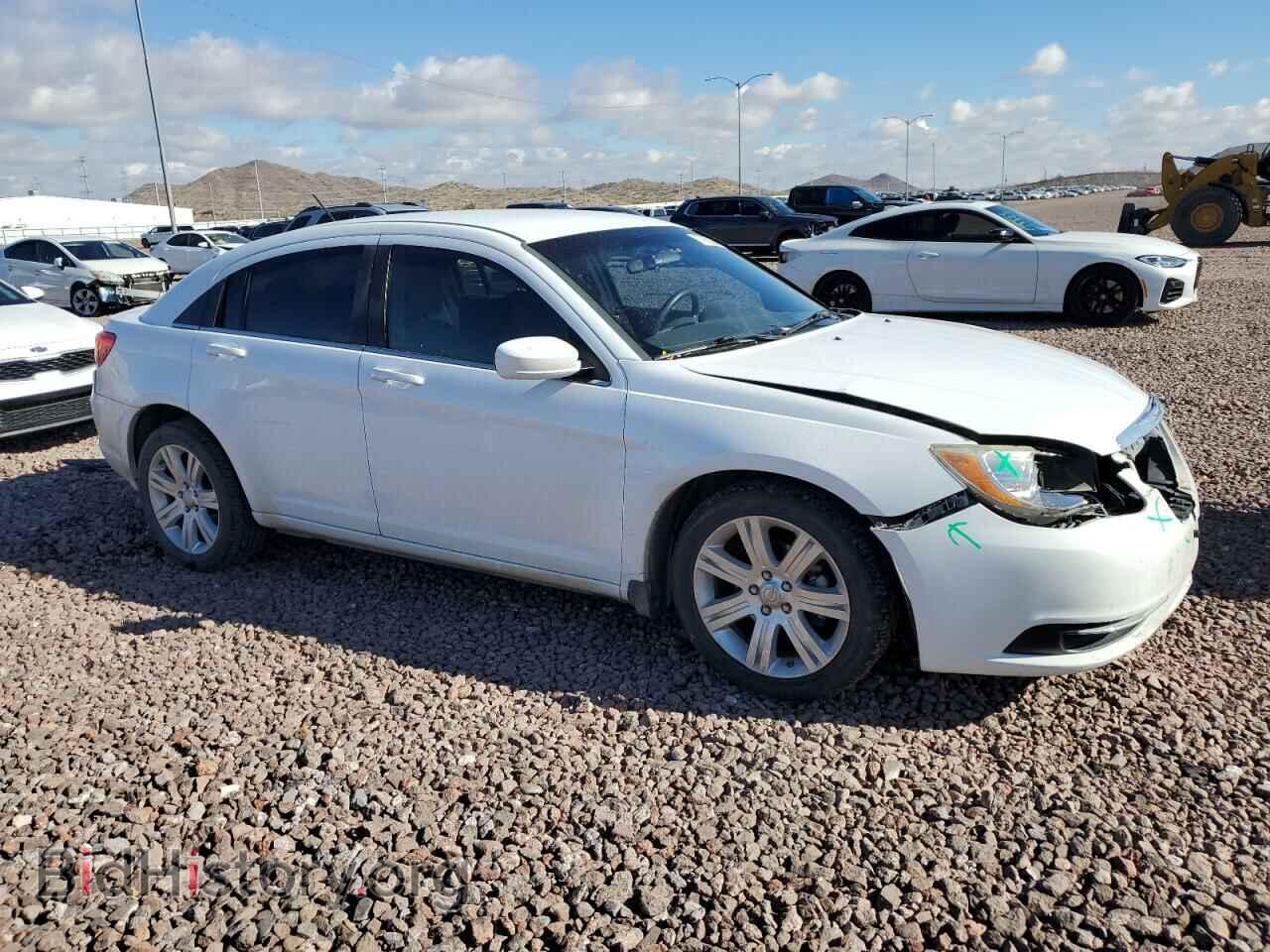 2013 CHRYSLER 200 - VIN: 1C3CCBAB9DN647834 - Фото 4