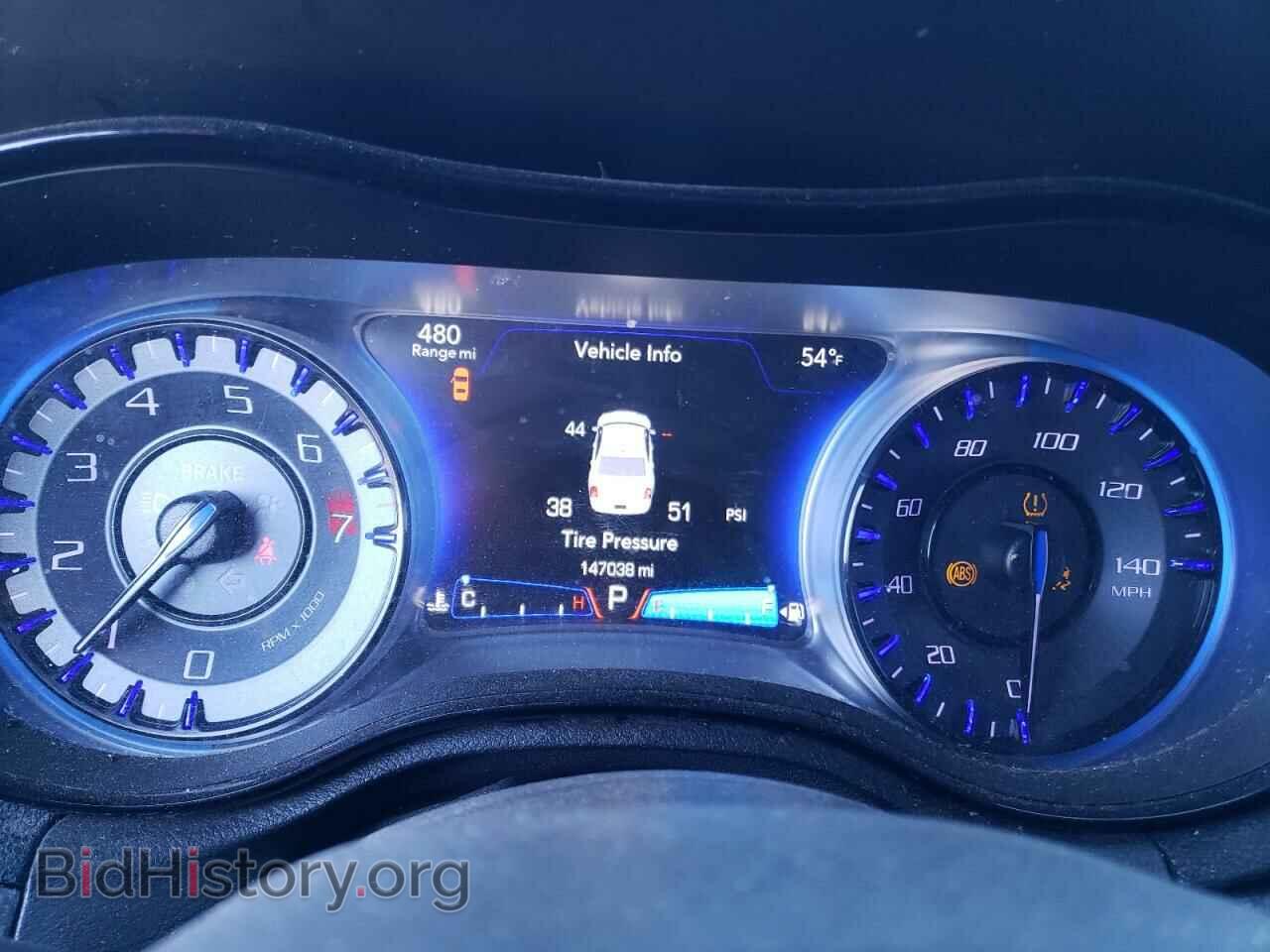 2015 CHRYSLER 300 - VIN: 2C3CCABG6FH767039 - Фото 9