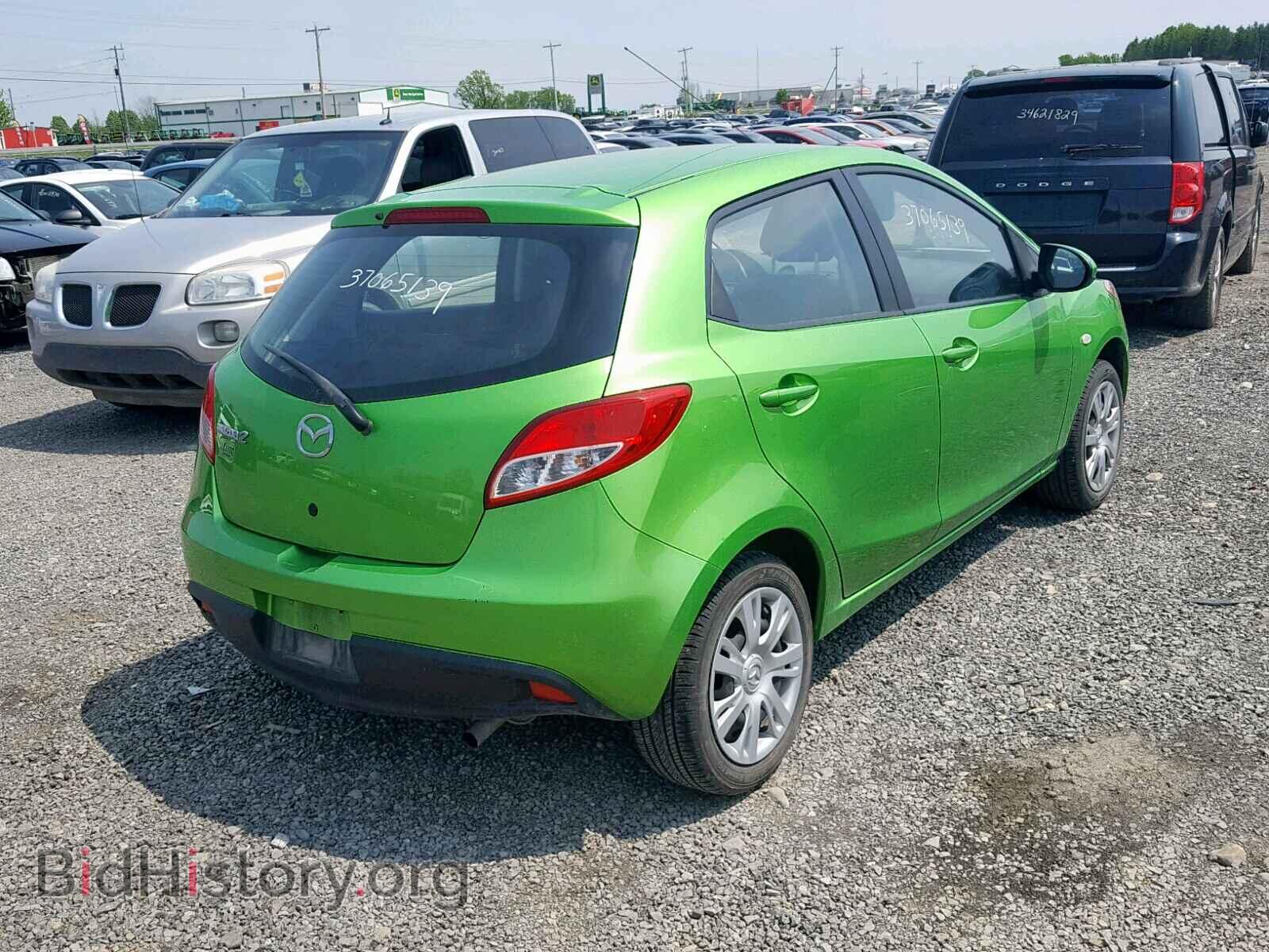 2011 MAZDA 2 - VIN: JM1DE1HY5B0111861 - Photo 4
