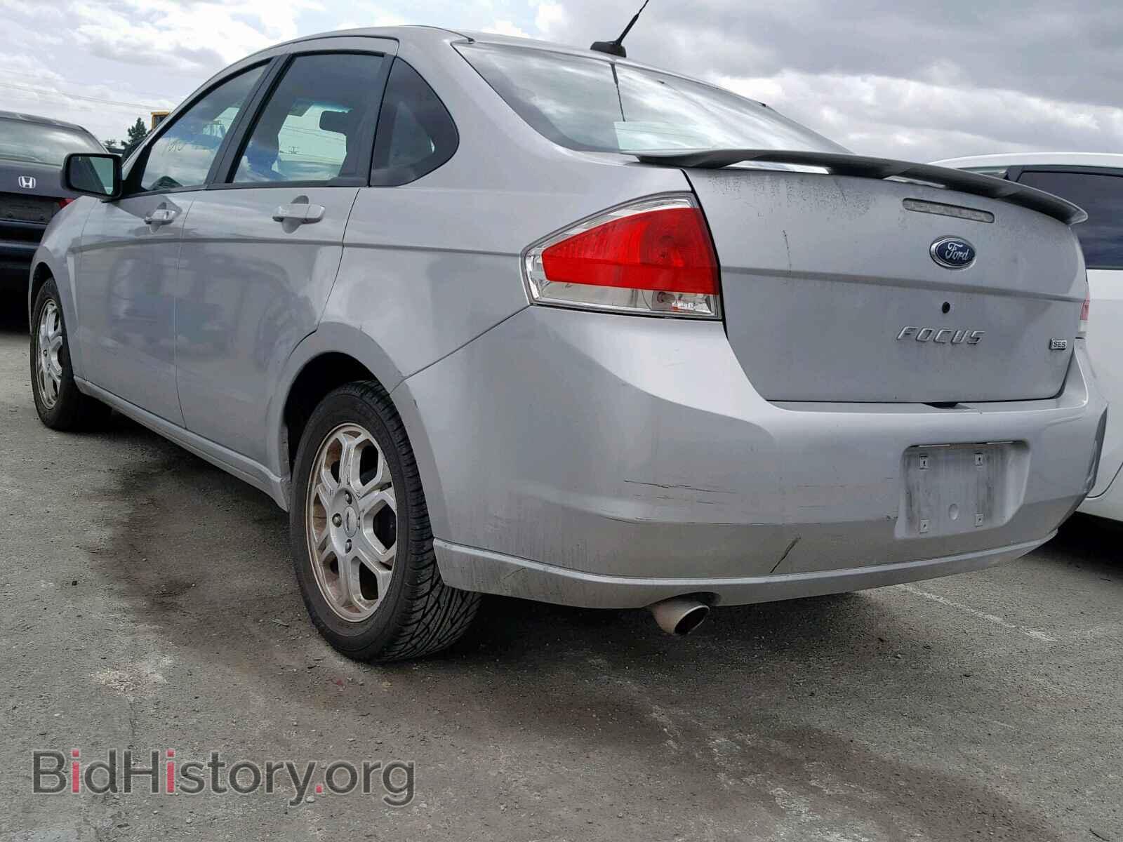 2009 FORD FOCUS - VIN: 1FAHP36N09W194130 - Фото 3