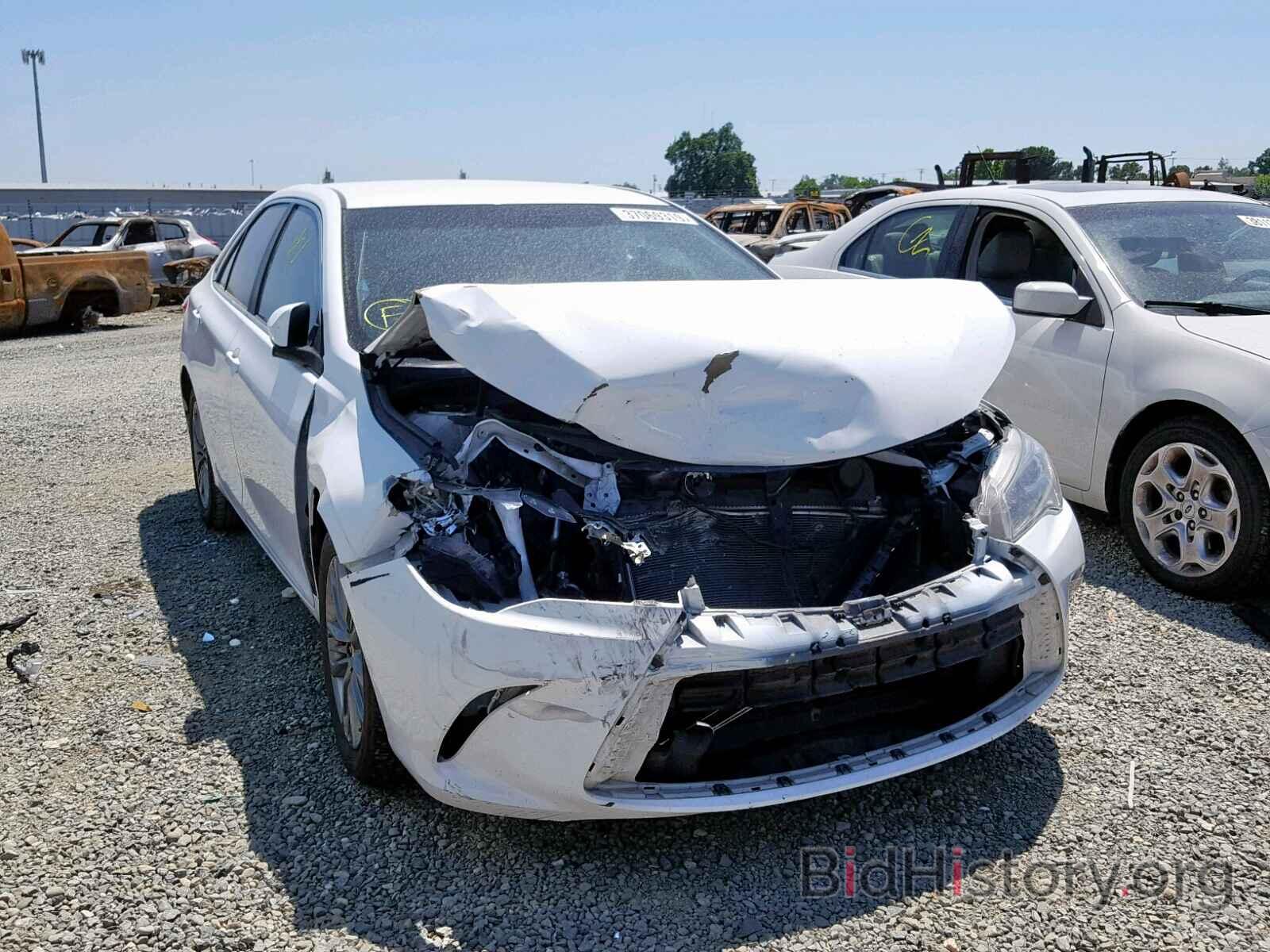 Photo 4T1BF1FK2FU947415 - TOYOTA CAMRY 2015