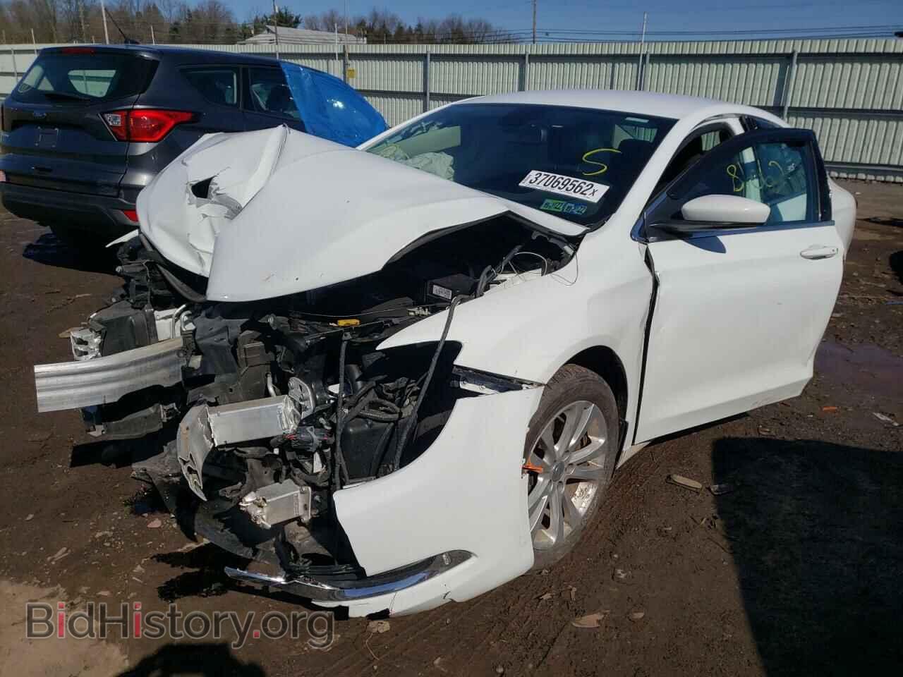 2015 CHRYSLER 200 - VIN: 1C3CCCAB2FN539967 - Фото 2