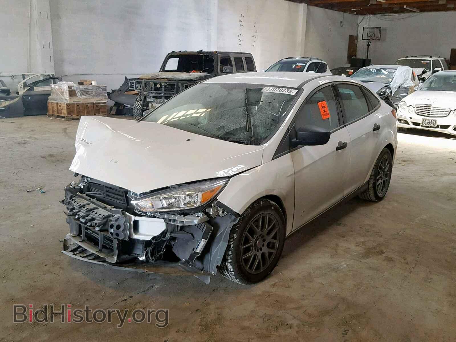 2017 FORD FOCUS - VIN: 1FADP3E28HL330932 - Фото 2