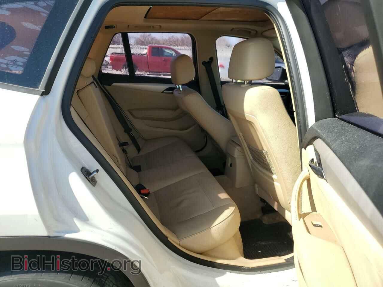 2014 BMW X1 - VIN: WBAVM1C59EVW52548 - Фото 10