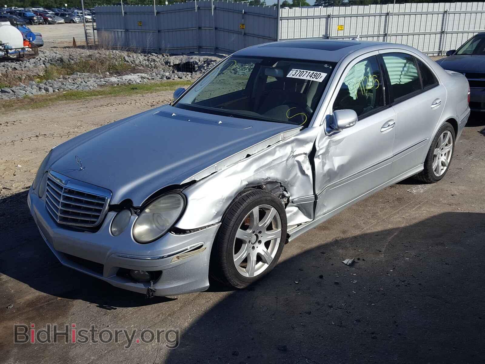 2007 MERCEDES-BENZ E CLASS - VIN: WDBUF56X07A996064 - Photo 2