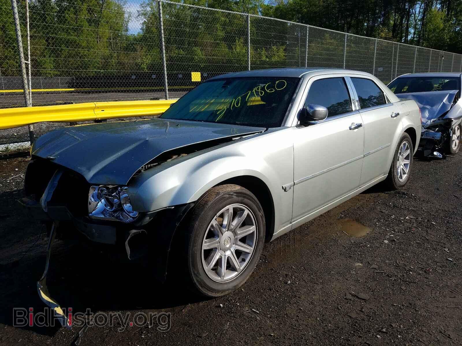 2005 CHRYSLER 300 - VIN: 2C3AA63H55H520028 - Фото 2