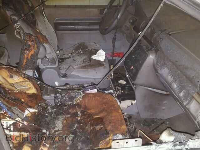 2004 FORD FREESTAR - VIN: 2FMDA57674BA37620 - Фото 5