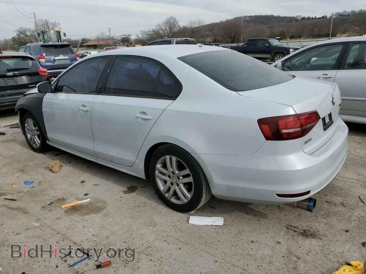 2018 VOLKSWAGEN JETTA - VIN: 3VW2B7AJ8JM245711 - Фото 2