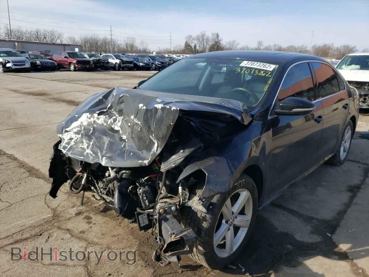 2012 VOLKSWAGEN PASSAT - VIN: 1VWBH7A30CC061223 - Фото 2
