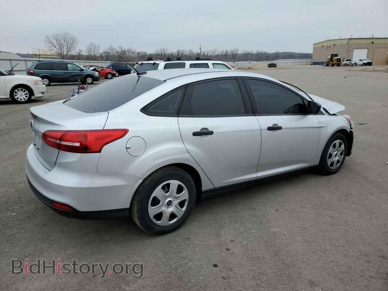 2018 FORD FOCUS - VIN: 1FADP3E24JL303264 - Фото 3