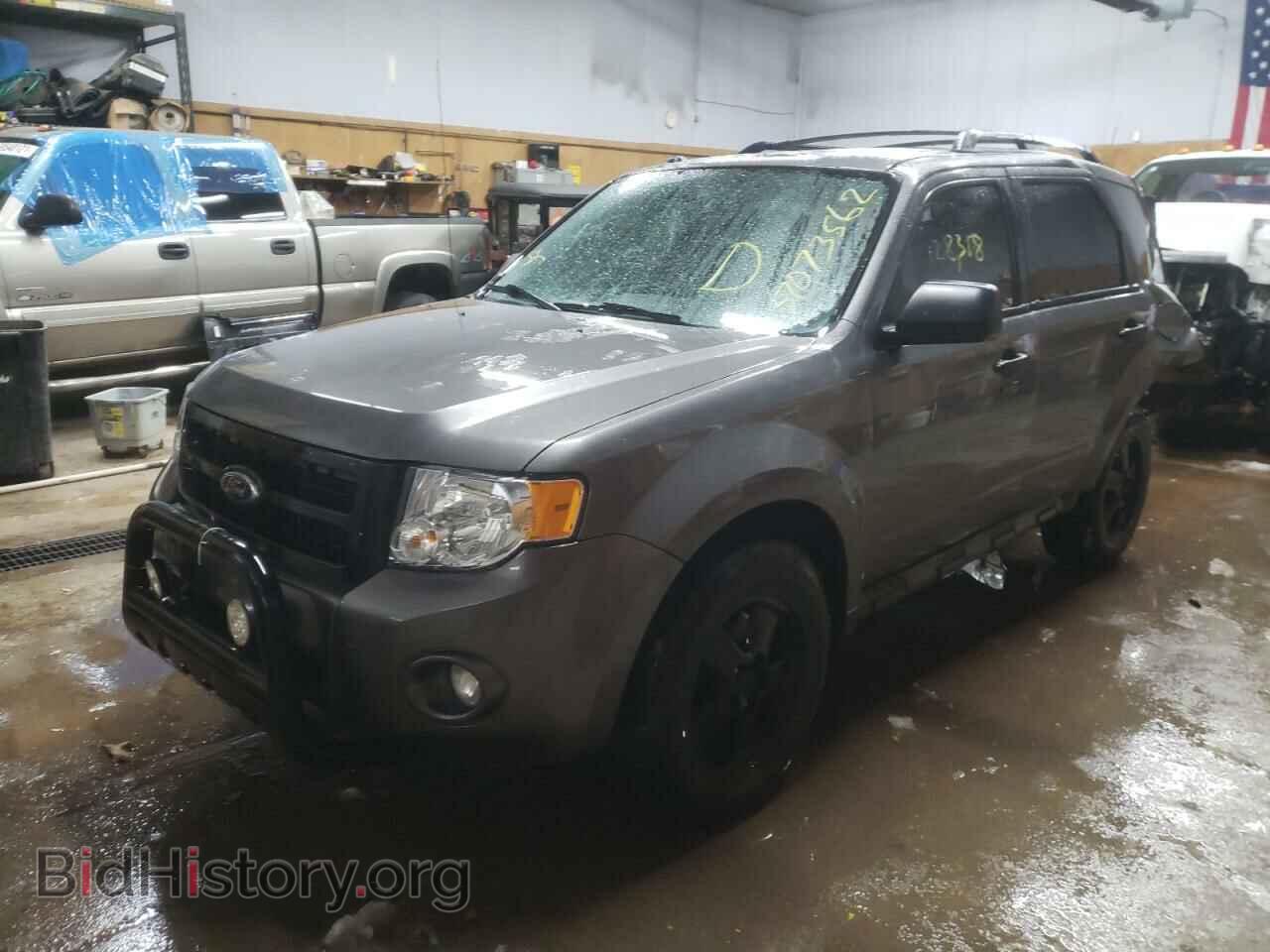 2010 FORD ESCAPE - VIN: 1FMCU9D70AKC46741 - Фото 2