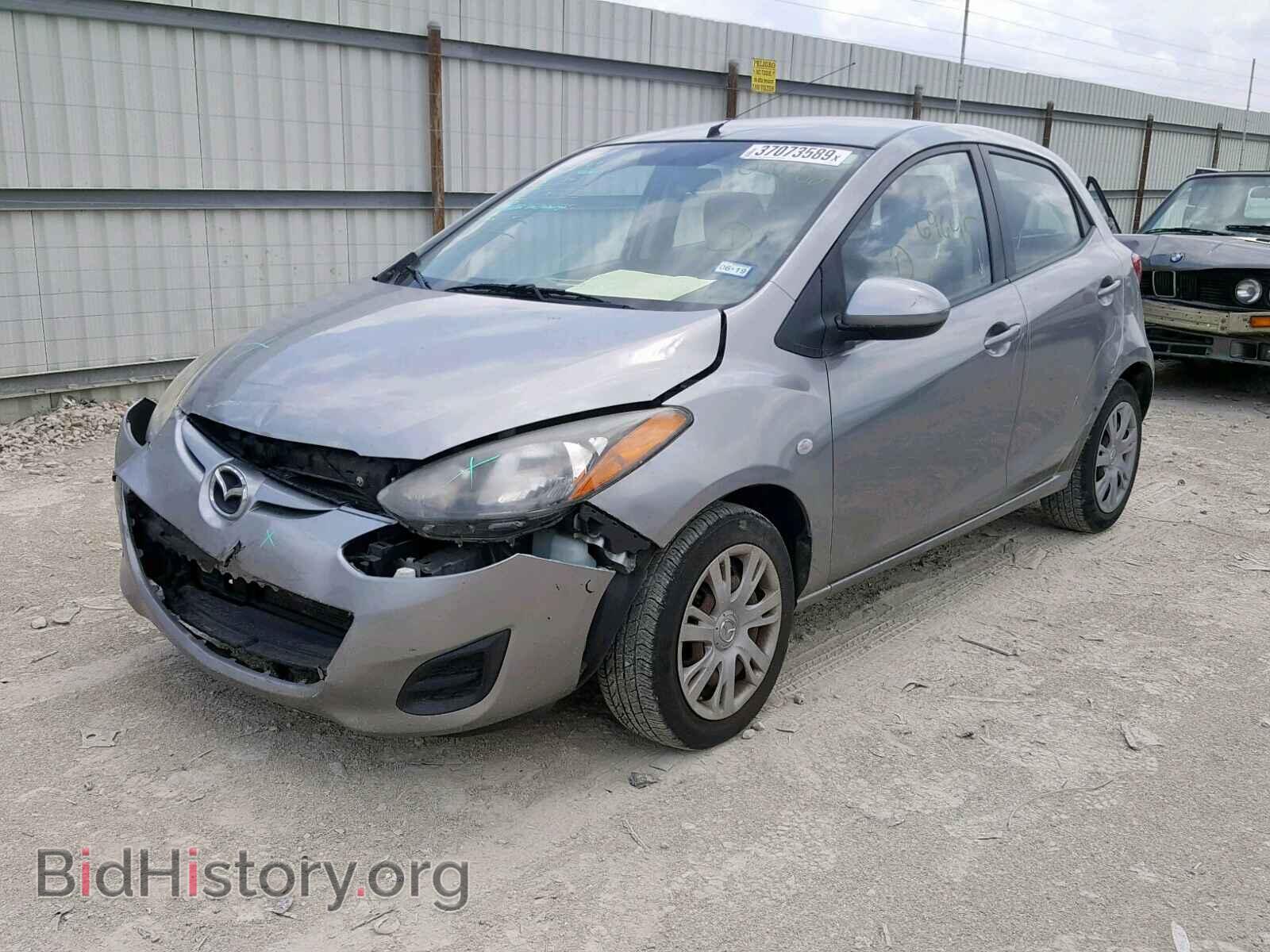 2011 MAZDA 2 - VIN: JM1DE1HY6B0109682 - Photo 2