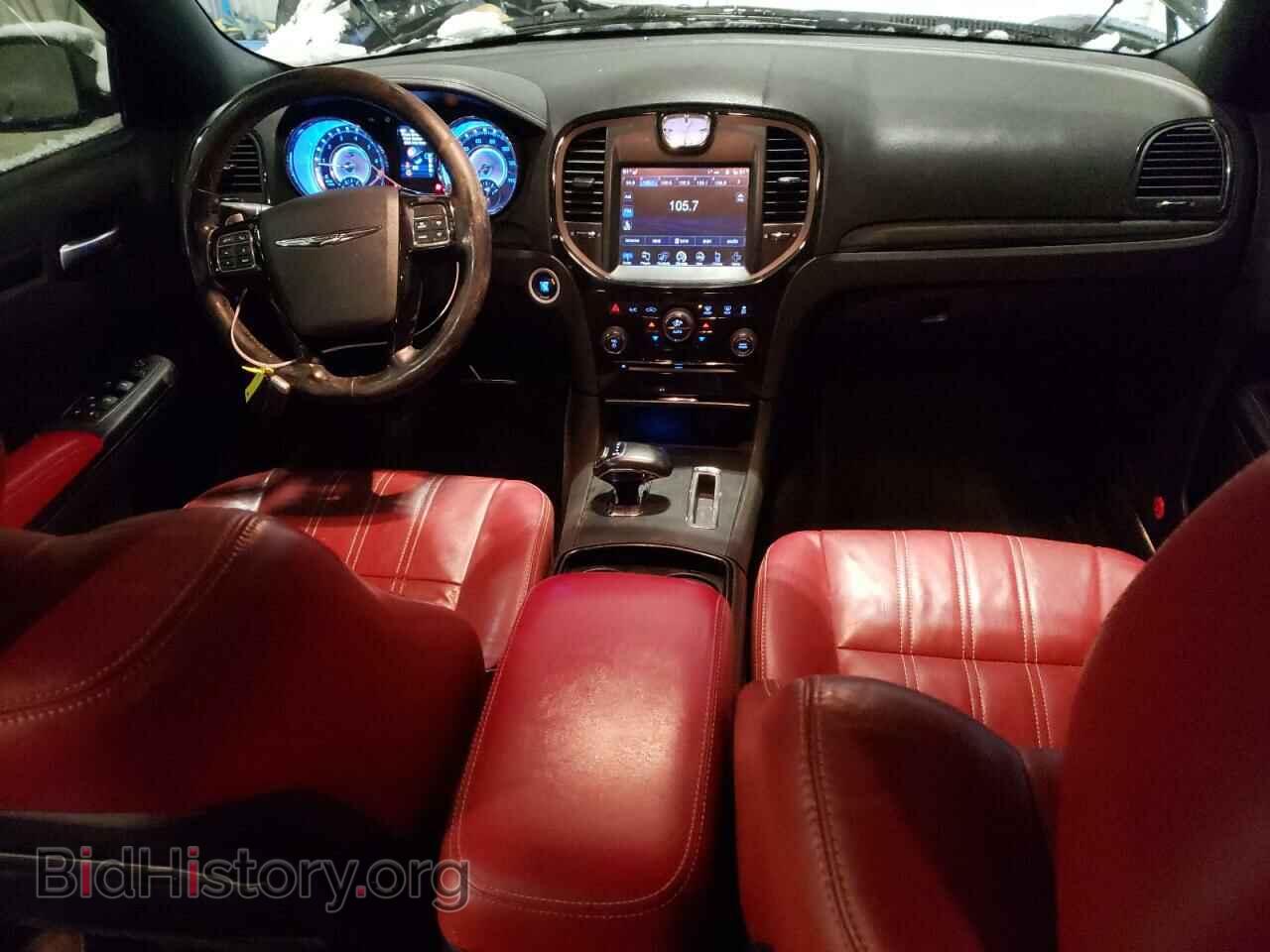2012 CHRYSLER 300 - VIN: 2C3CCABG8CH180725 - Фото 8
