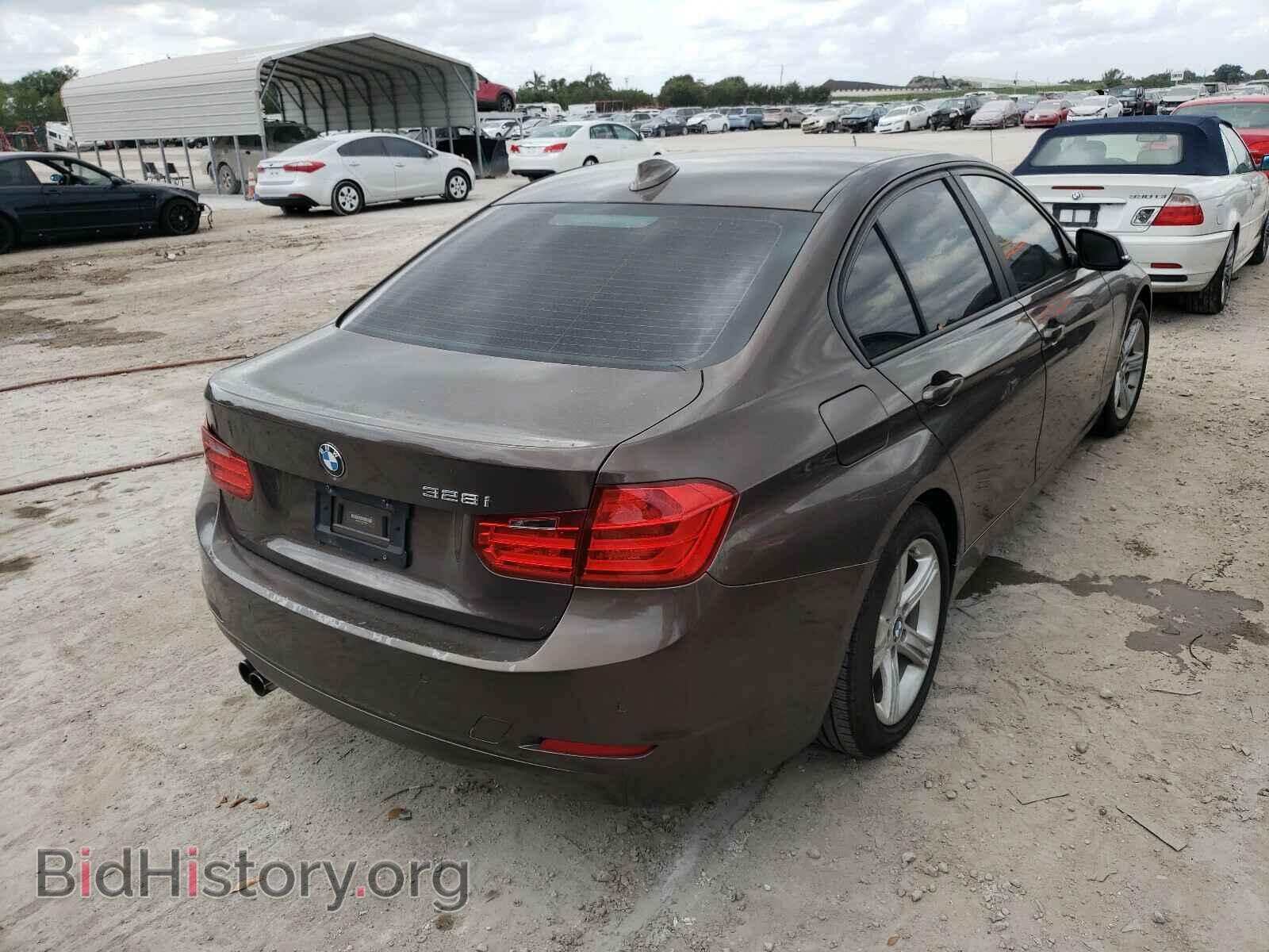 2013 BMW 3 SERIES - VIN: WBA3A5C50DF357600 - Фото 4