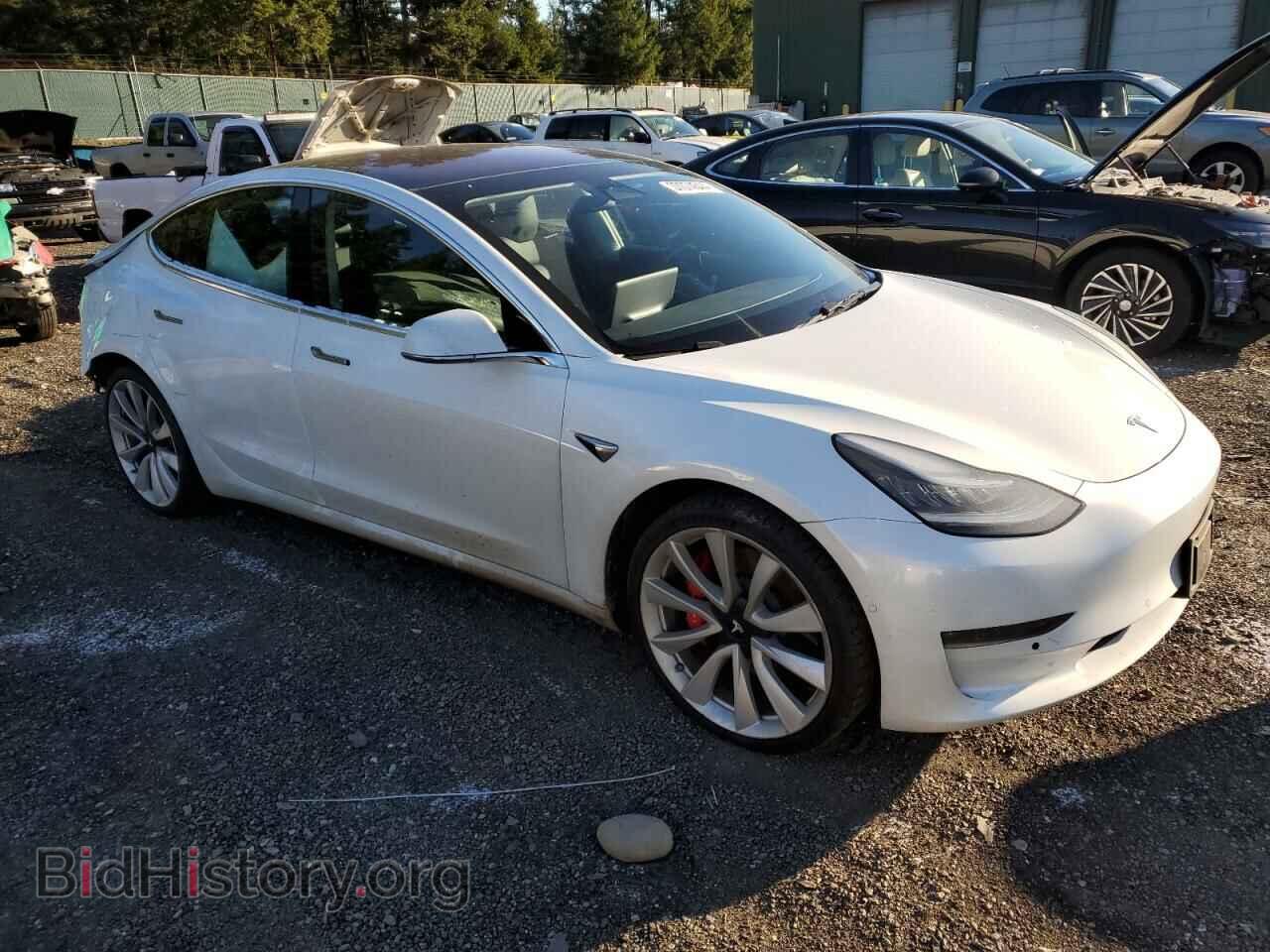 2018 TESLA MODEL 3 - VIN: 5YJ3E1EBXJF106585 - Photo 4