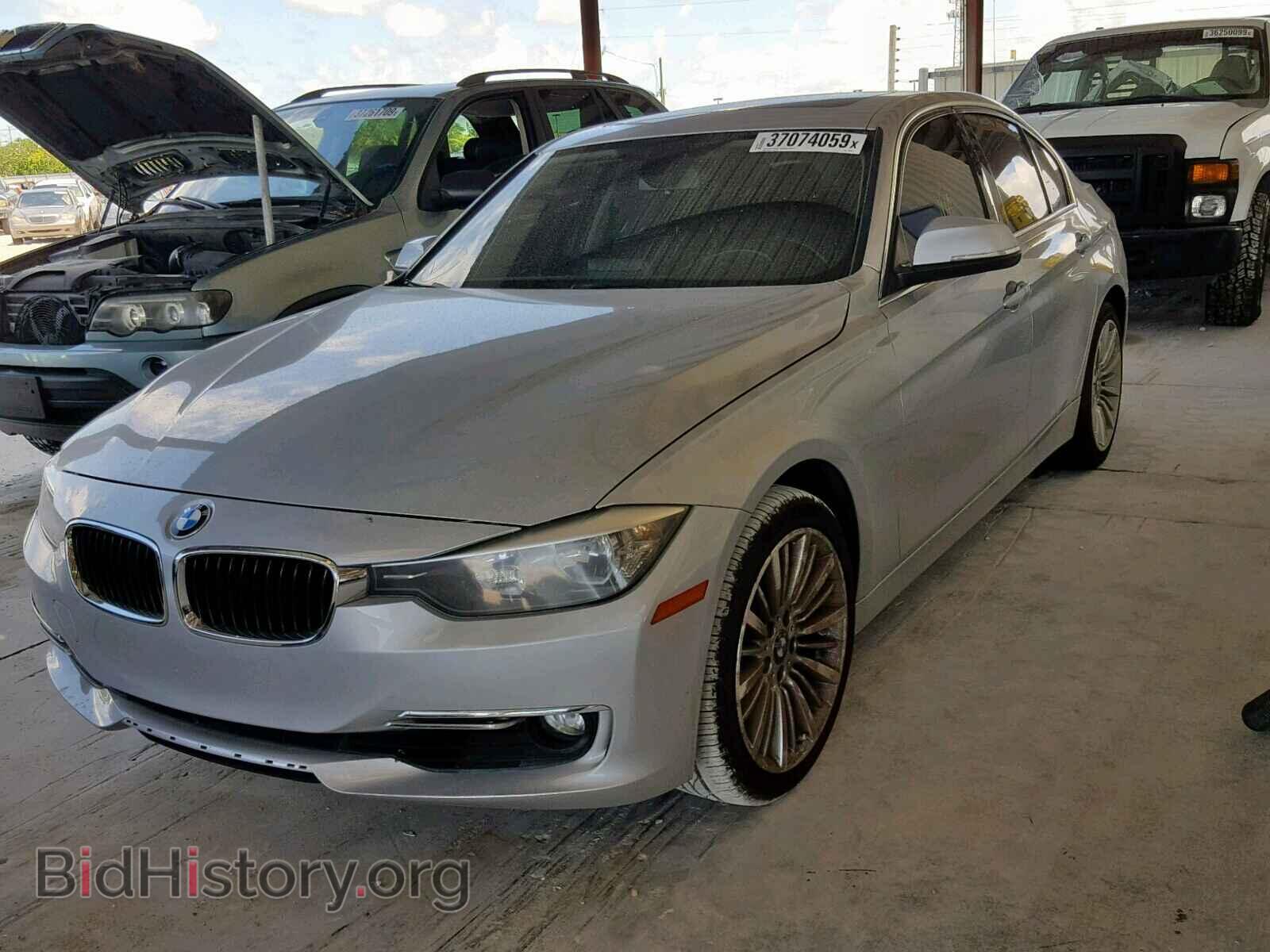 2013 BMW 328 I - VIN: WBA3A5C51DF356178 - Фото 2