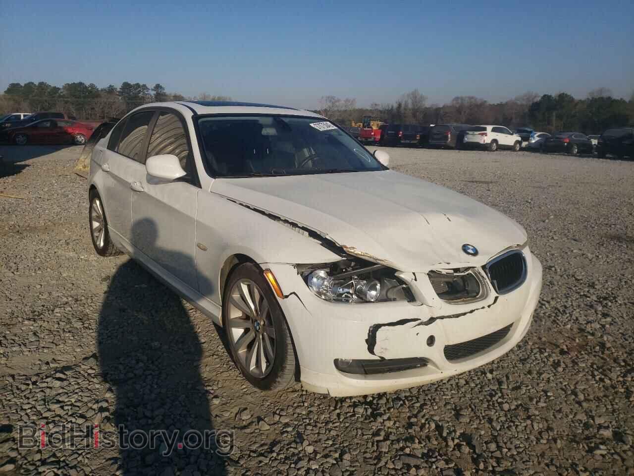 Фотография WBAPH5G54BNM76390 - BMW 3 SERIES 2011