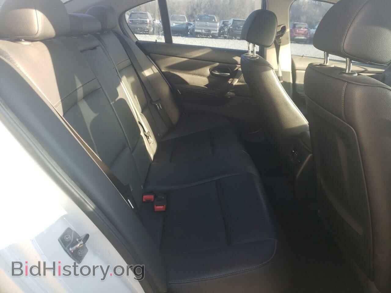 2011 BMW 3 SERIES - VIN: WBAPH5G54BNM76390 - Фото 6