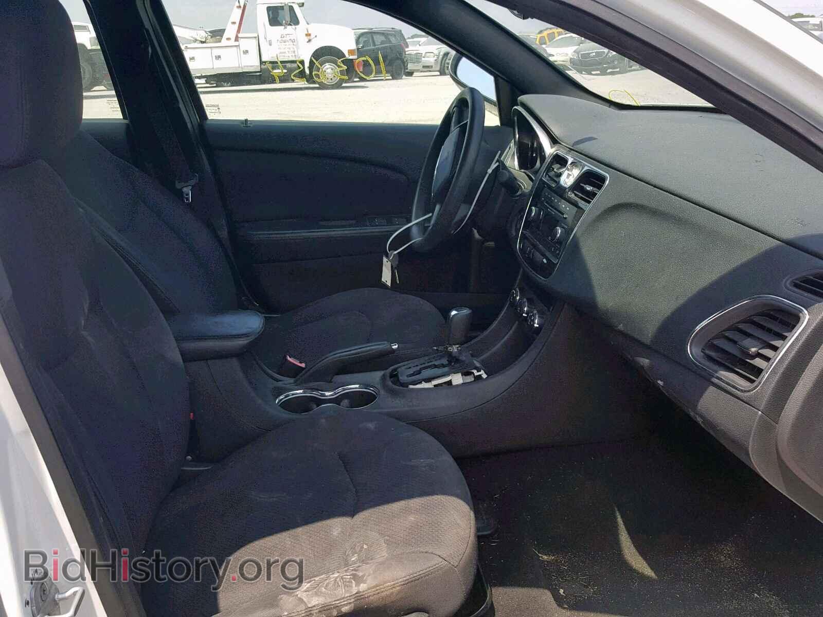 2013 CHRYSLER 200 - VIN: 1C3CCBAB1DN646757 - Photo 5