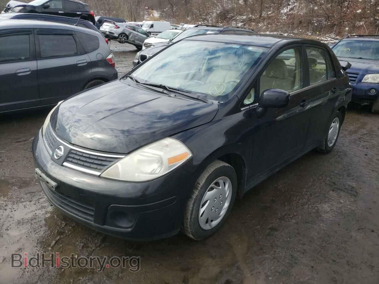 2007 NISSAN VERSA - VIN: 3N1BC11E07L450666 - Фото 2