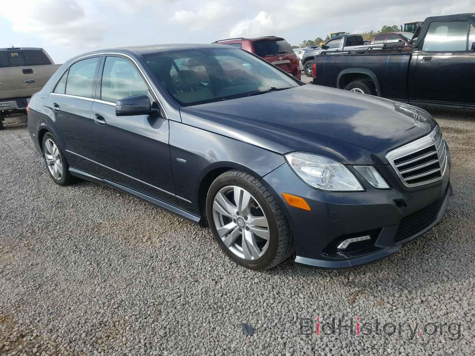 Photo WDDHF2EB5BA417978 - MERCEDES-BENZ E CLASS 2011