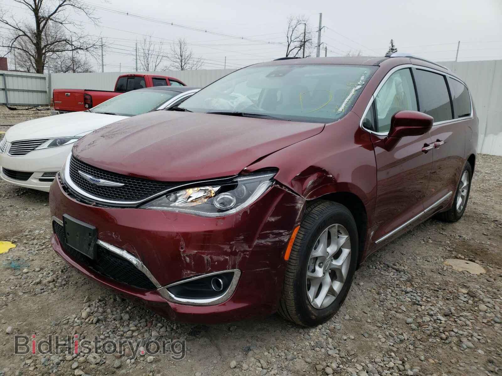 2019 CHRYSLER PACIFICA - VIN: 2C4RC1EGXKR666740 - Фото 2