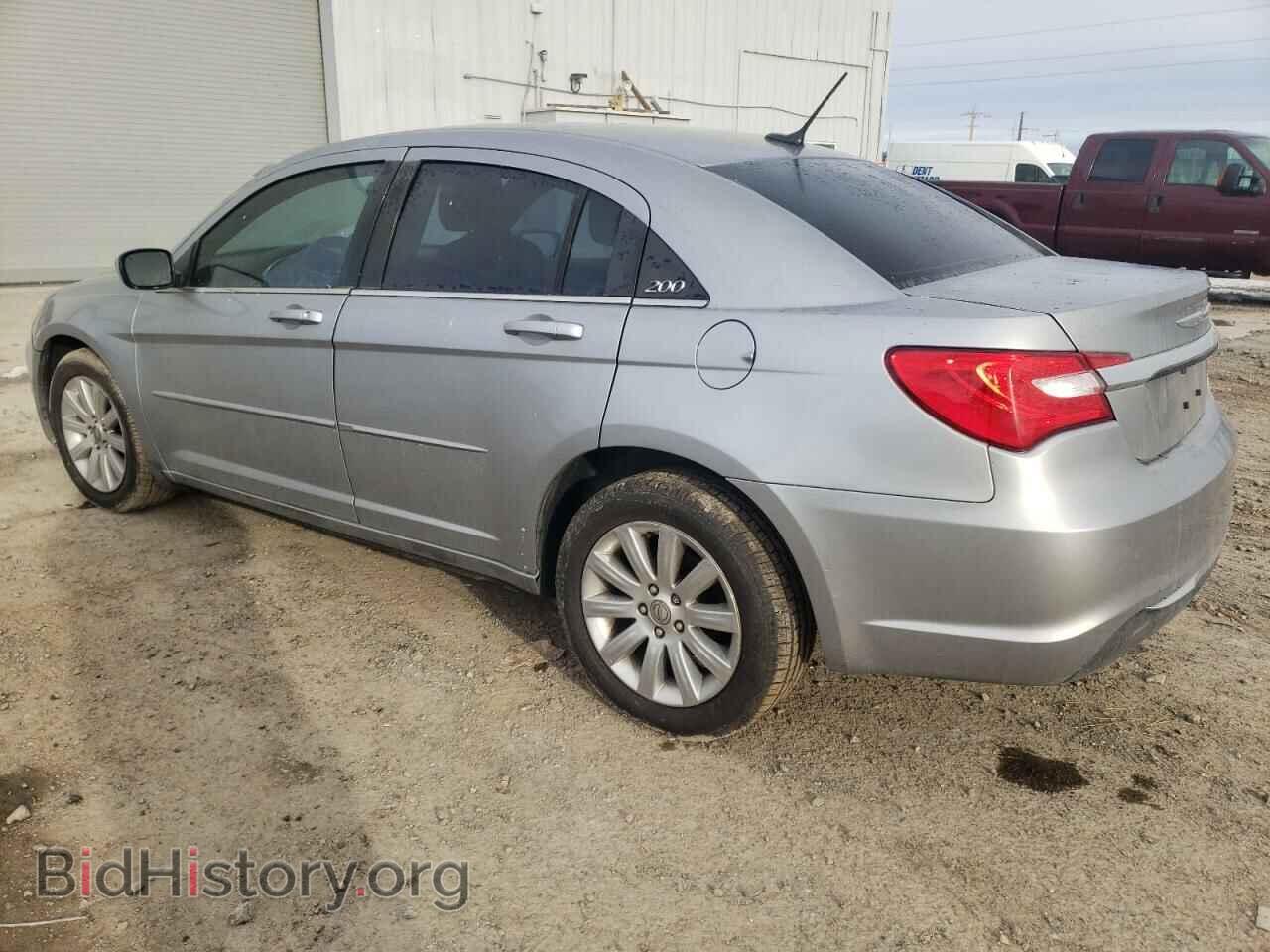2013 CHRYSLER 200 - VIN: 1C3CCBBB9DN713782 - Фото 2