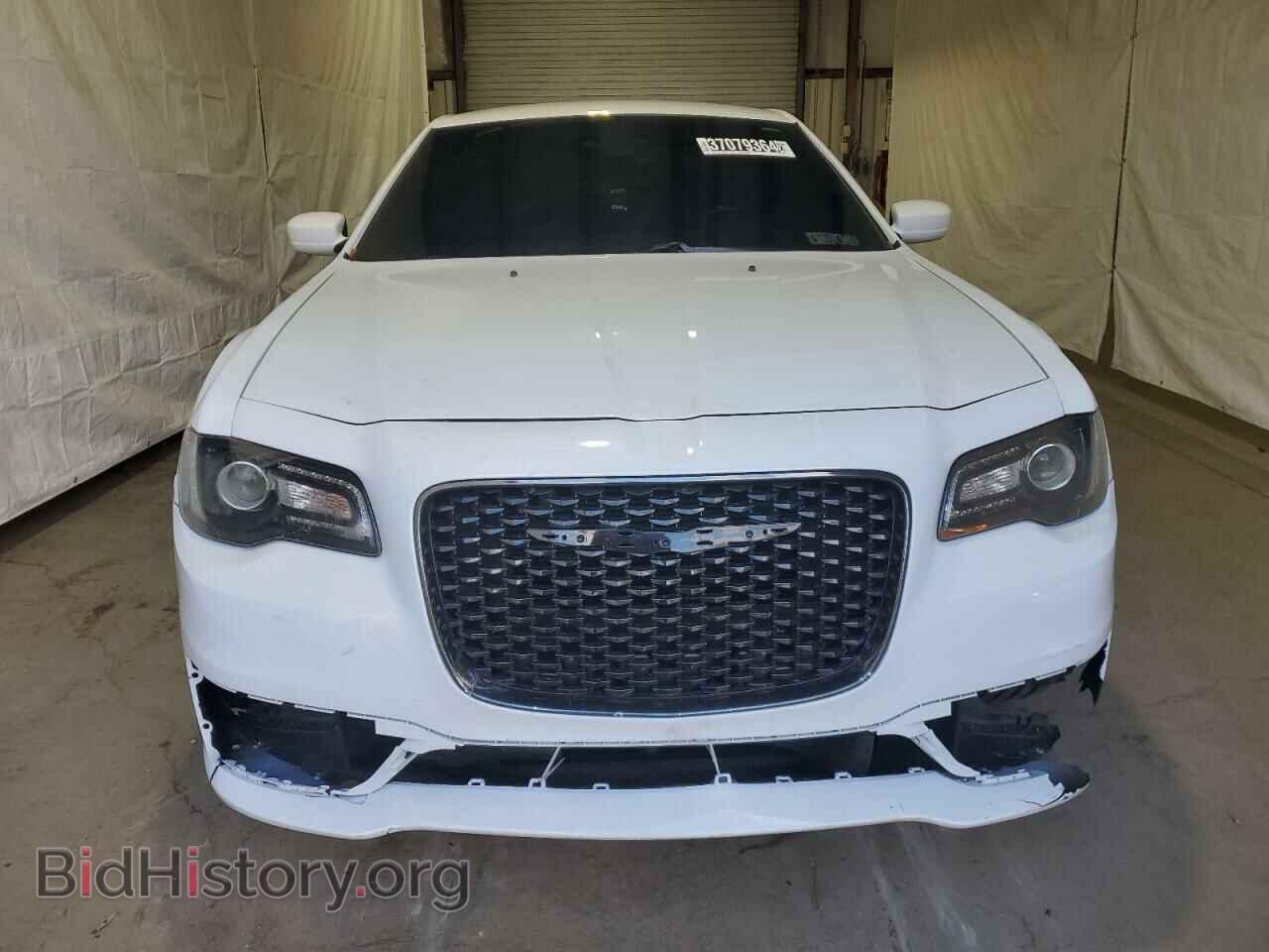 2019 CHRYSLER 300 - VIN: 2C3CCABGXKH585421 - Фото 5