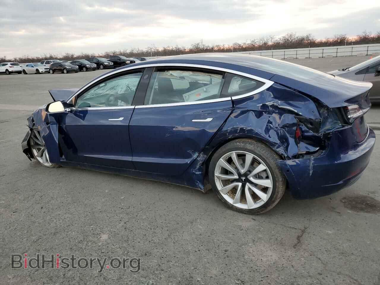 2018 TESLA MODEL 3 - VIN: 5YJ3E1EAXJF109462 - Photo 2