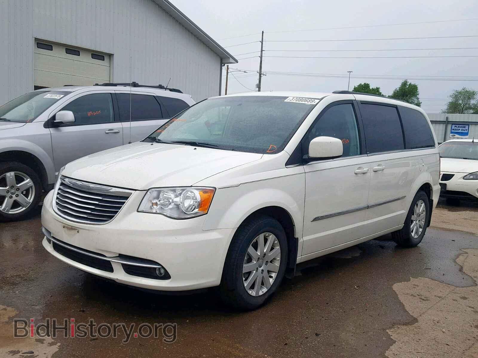 2013 CHRYSLER TOWN & COU - VIN: 2C4RC1BG4DR622756 - Фото 2