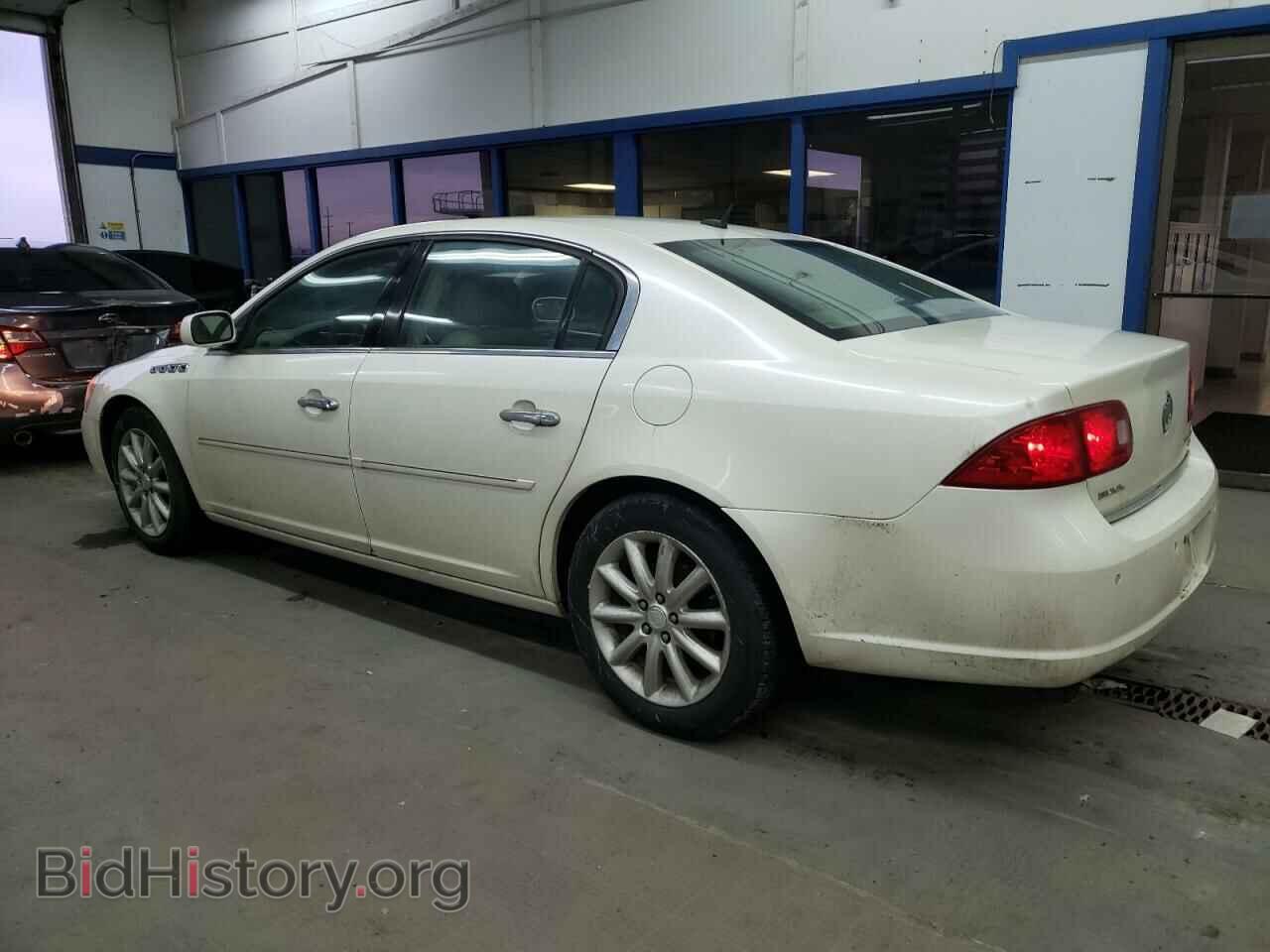 2008 BUICK LUCERNE - VIN: 1G4HE57Y08U171411 - Фото 2