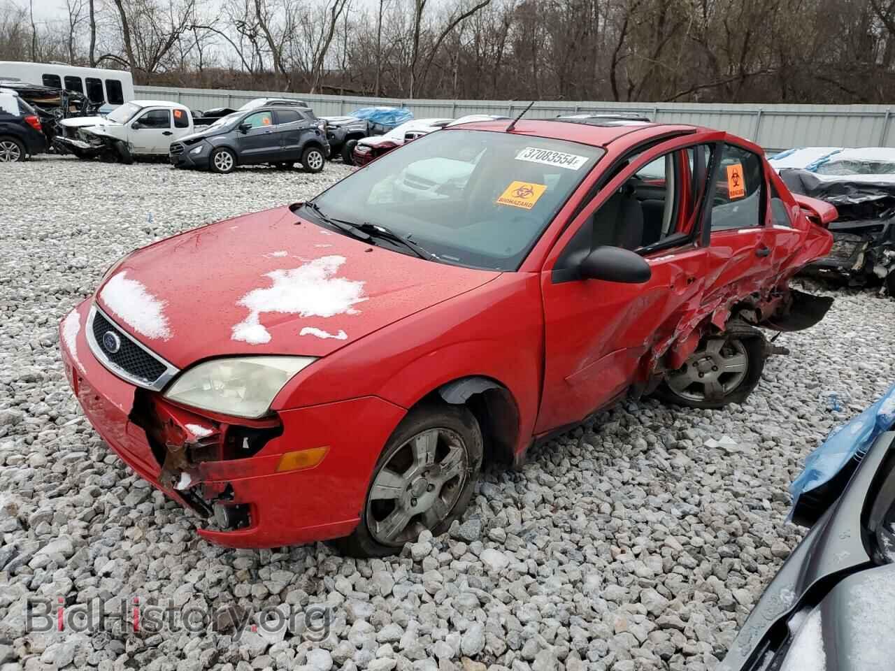 Photo 1FAHP34N37W218128 - FORD FOCUS 2007