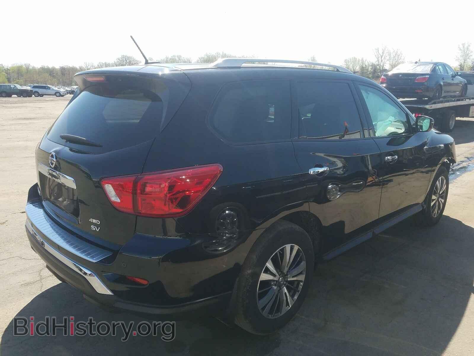 2017 NISSAN PATHFINDER - VIN: 5N1DR2MM1HC910715 - Фото 4